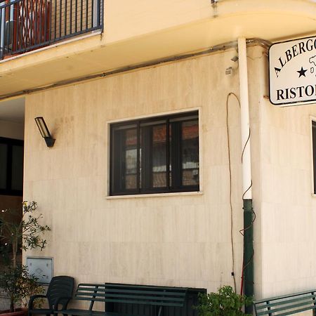 Albergo Italia Lavello Bagian luar foto