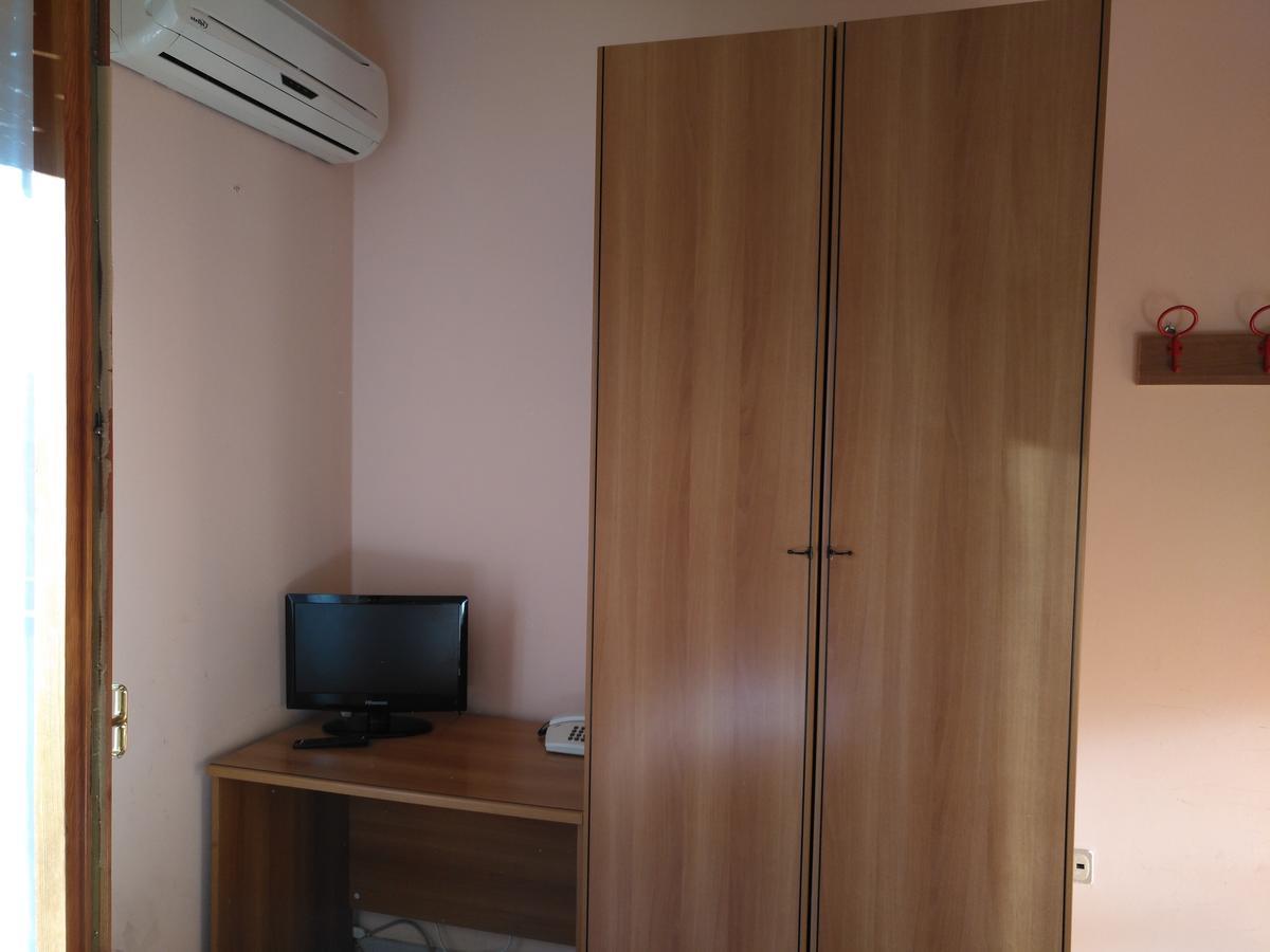 Albergo Italia Lavello Bagian luar foto