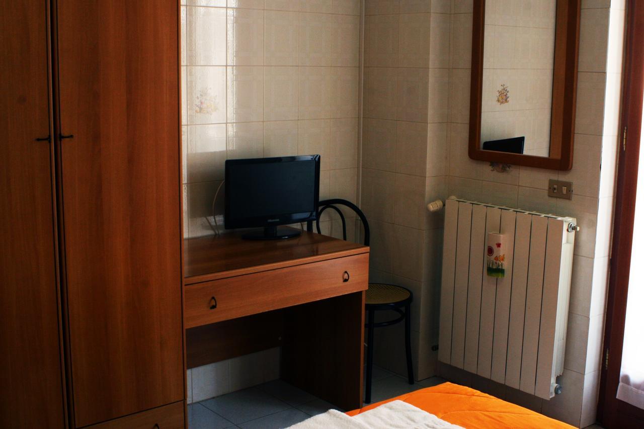 Albergo Italia Lavello Bagian luar foto