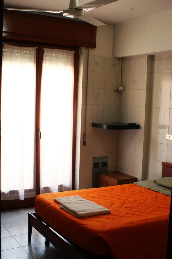 Albergo Italia Lavello Bagian luar foto